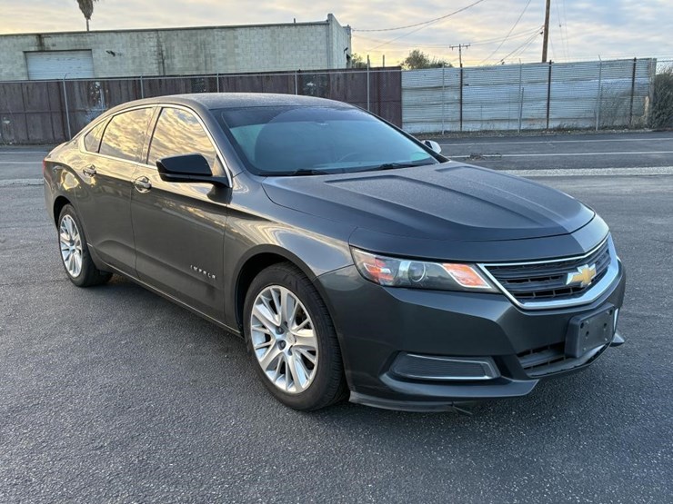 2018-chevrolet-impala-sedan-image-2
