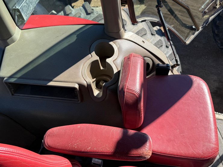 2016-case-ih-magnum-310-image-47