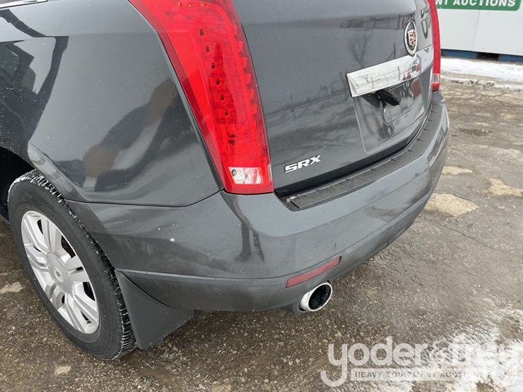 cadillac-srx-image-37