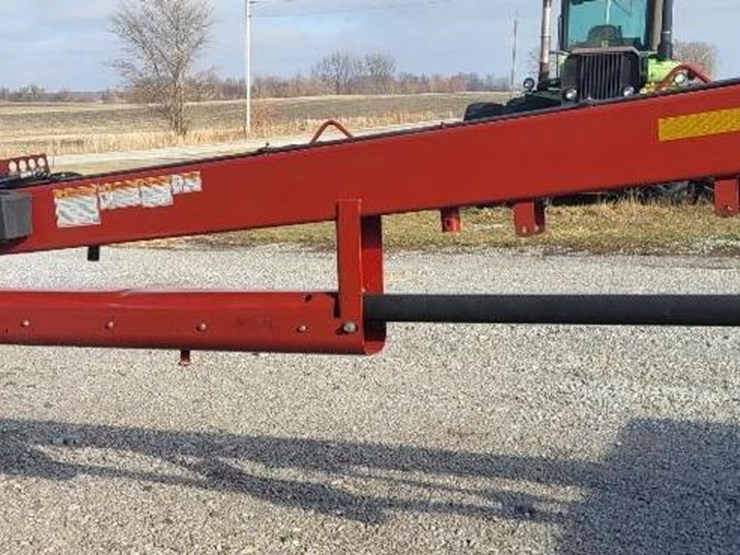 2011-new-holland-h7450-image-9