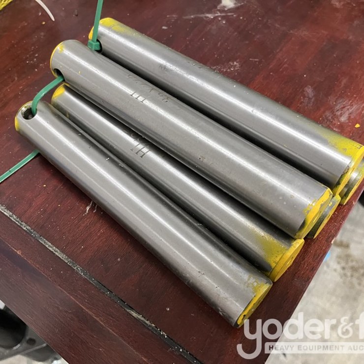 Unused Landhonor Universal Bucket Pin, 35mm x 225mm (6 of)