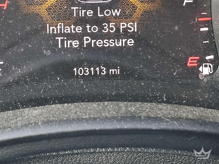 2015-dodge-charger-sedan-image-38