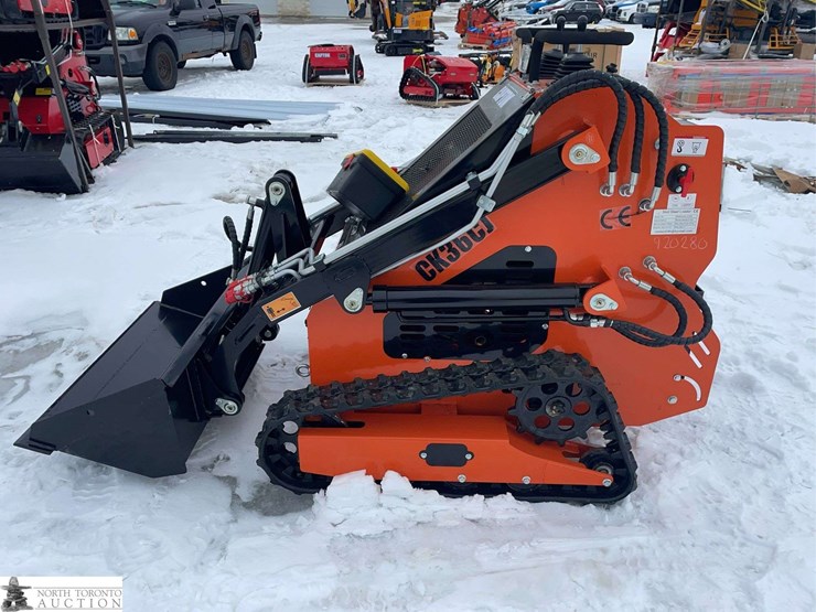 2026-unused-captok-ck36c-tracked-mini-skid-steer-image-2