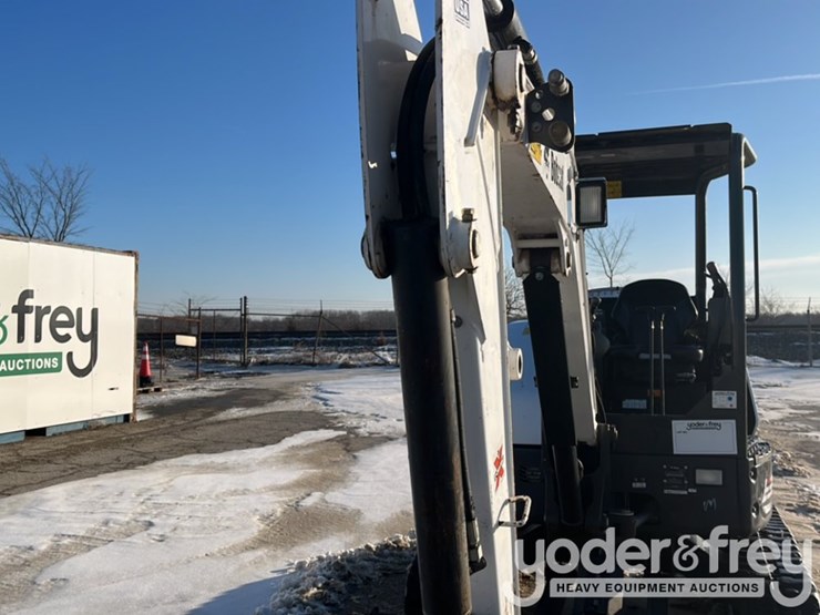 2021-bobcat-e35-image-26