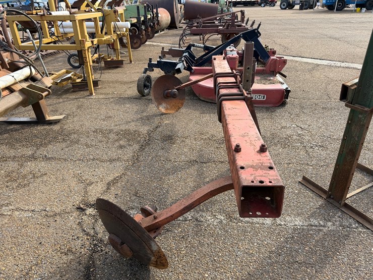 #7745-•-levee-plow-image-3