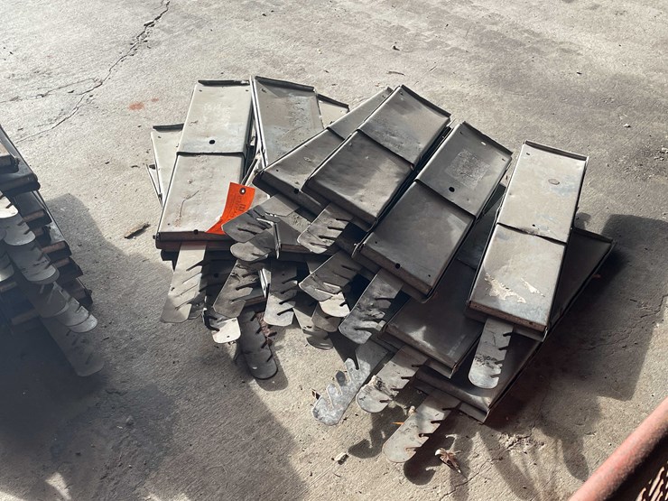 #2799-•-roof-jacks-image-2