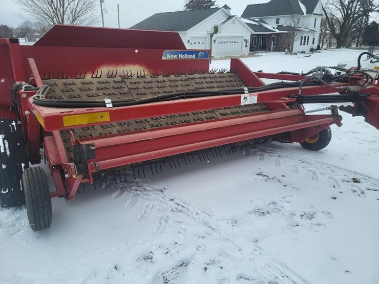 2013-new-holland-h5420-image-38