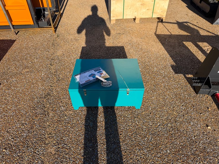 #7818-•-ratchet-tie-down-&-flatpack-tool-box-image-2