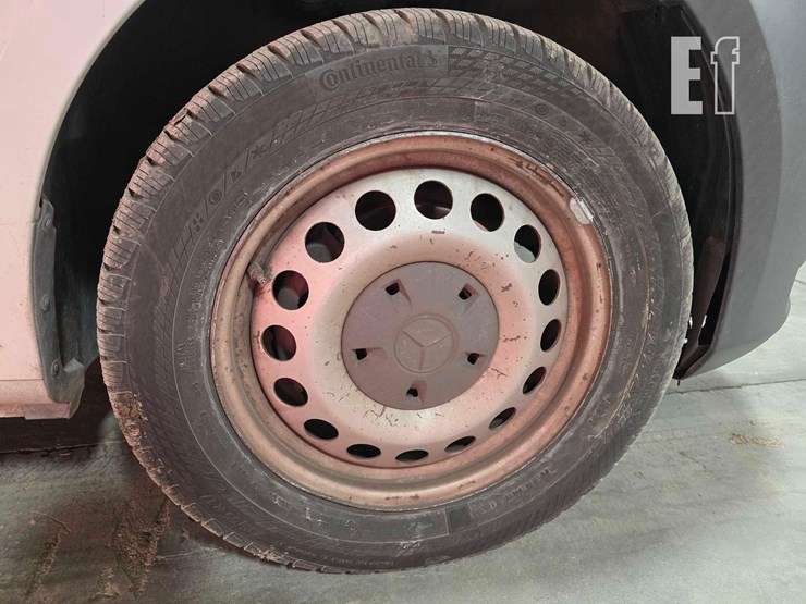 2017-mercedes-benz-metris-image-20