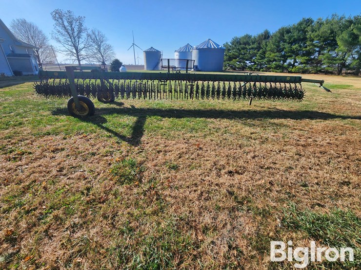 john-deere-400-image-4