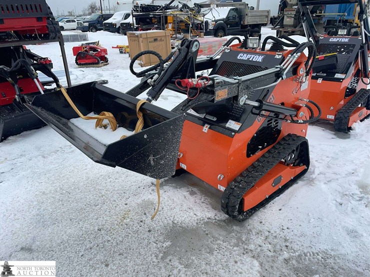 2026-unused-captok-ck36c-tracked-mini-skid-steer-image-1