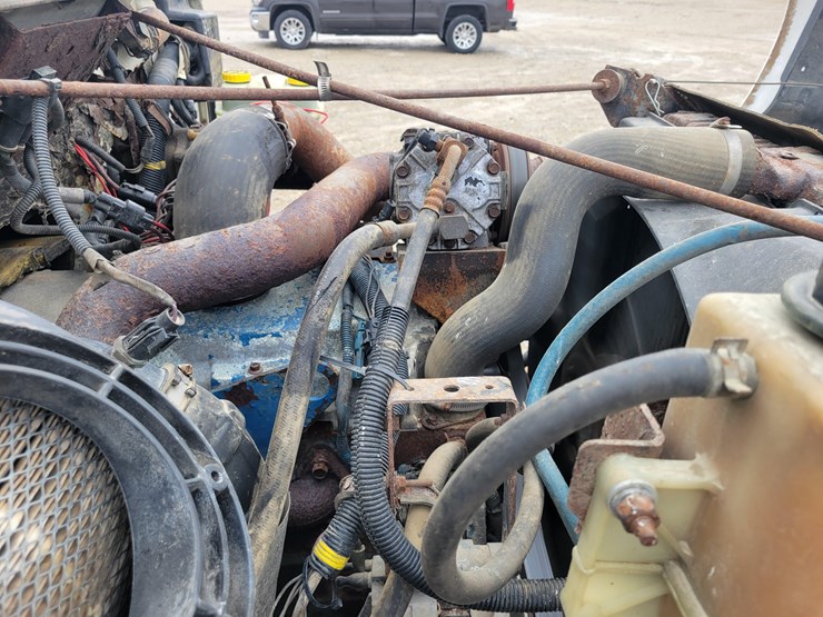 2000-case-ih-4700-image-36