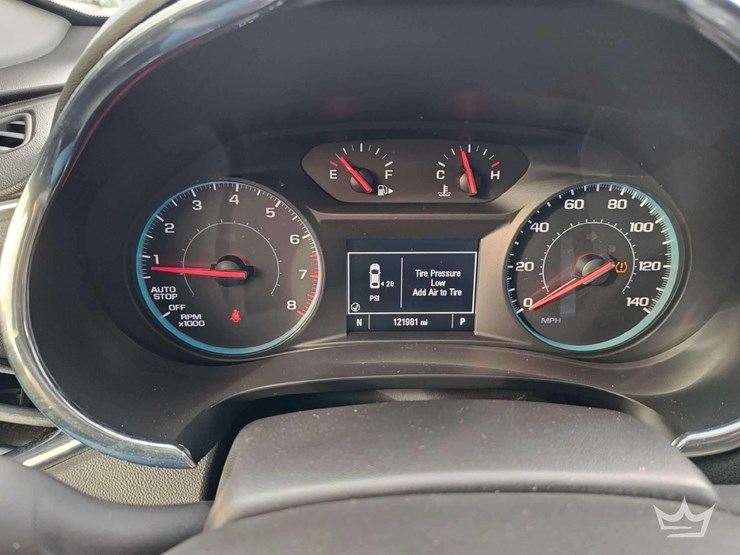 2017-chevrolet-malibu-sedan-image-24