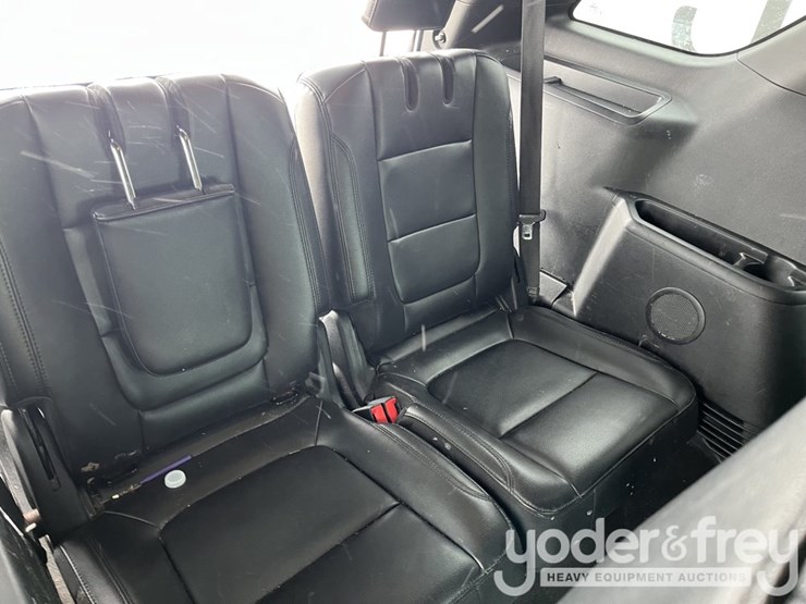 ford-explorer-xlt-image-33