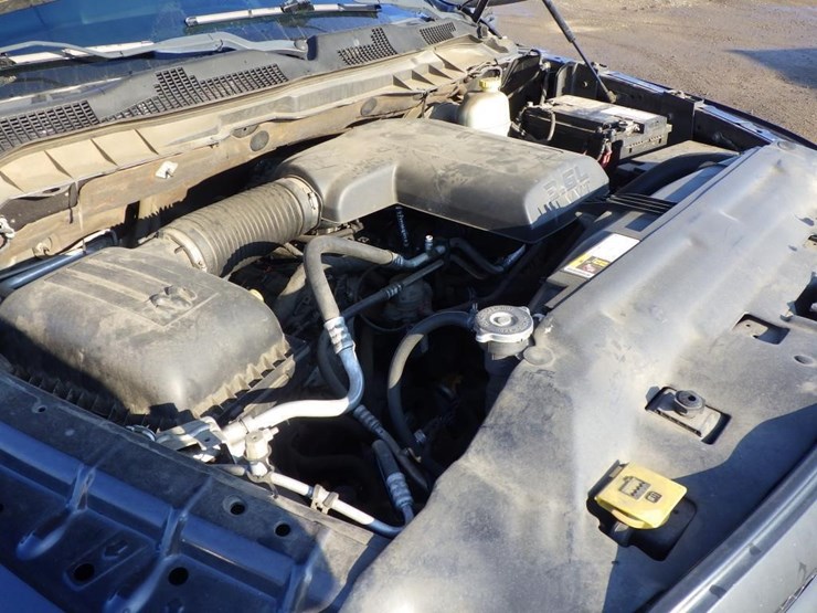 2016-dodge-1500-image-11