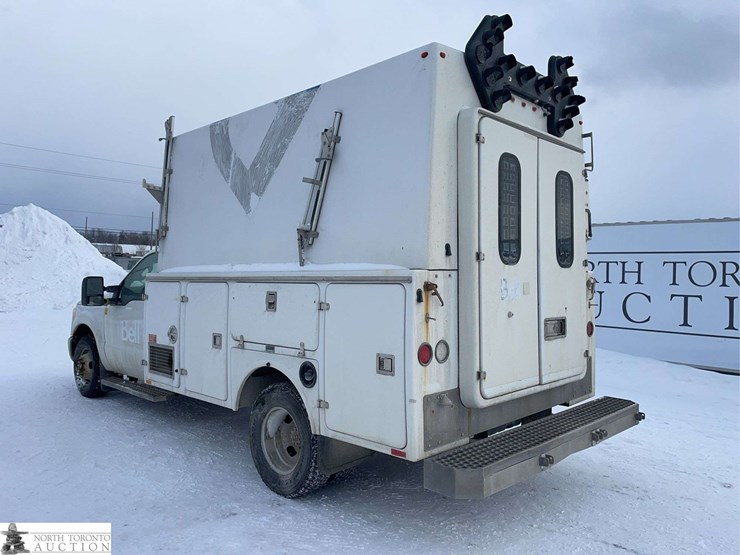 2012-ford-f350-image-3