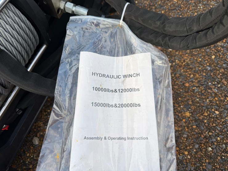 #7942-•-skid-steer-hyd-winch-image-2