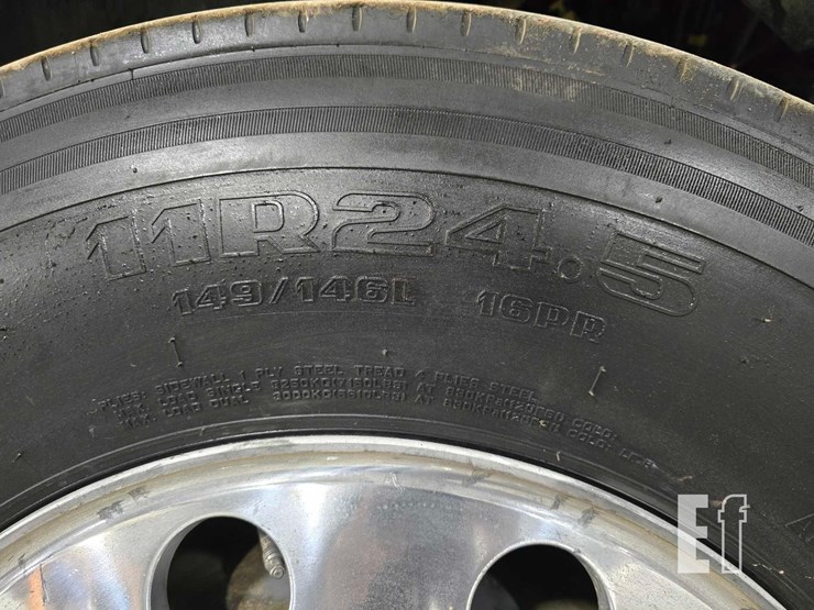 2004-international-paystar-5900-image-11