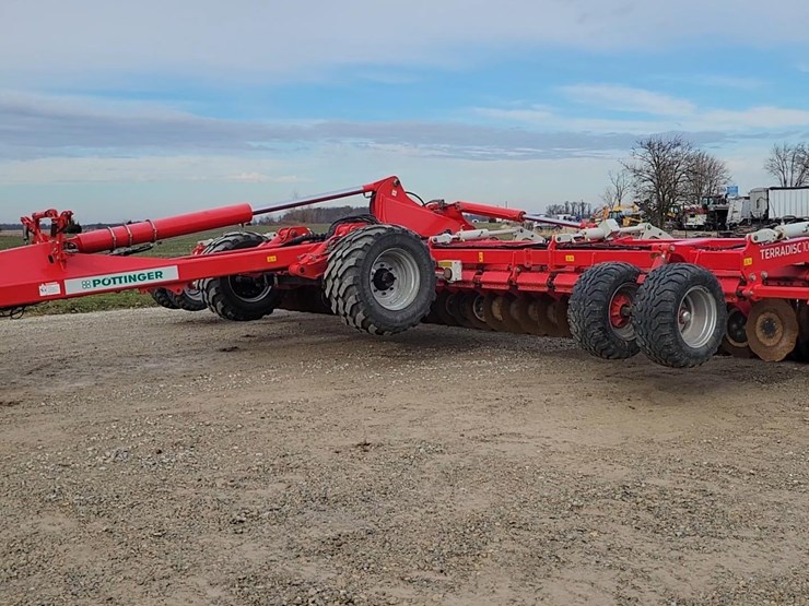 2019-pottinger-terradisc-10001t-image-1