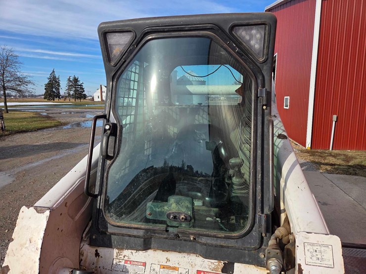 2008-bobcat-a300-image-23