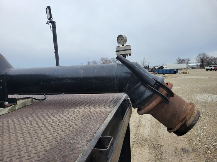 2000-case-ih-4700-image-11