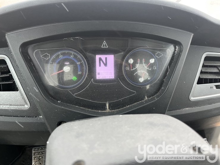 2016-hyundai-hl955-image-22