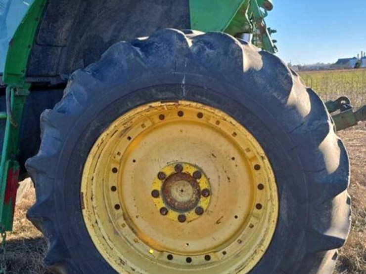 john-deere-7330-image-10