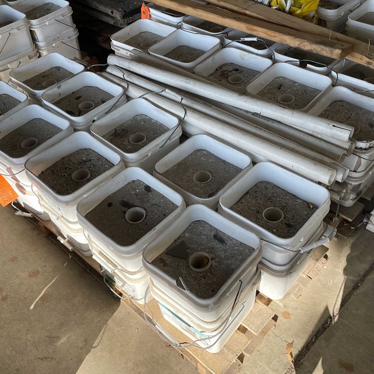 #2786 • Portable Safety Barrier