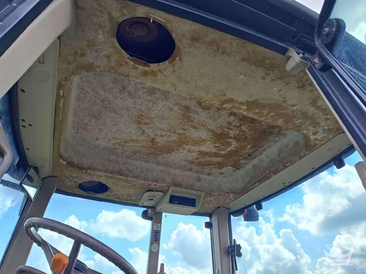 2012-john-deere-6430-image-10