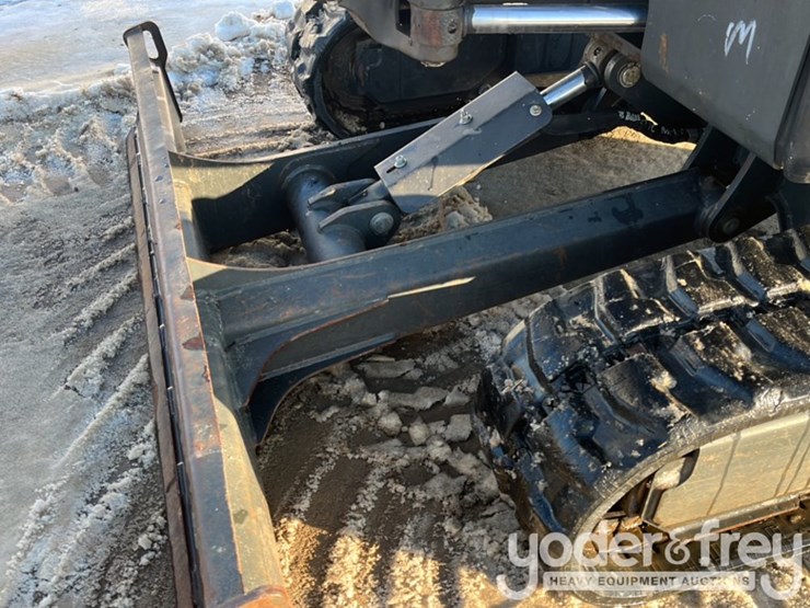 2021-bobcat-e35-image-7