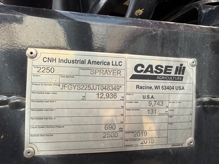 2019-case-ih-patriot-2250-image-31