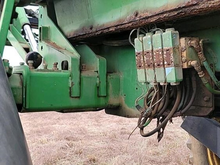 john-deere-4720-image-9
