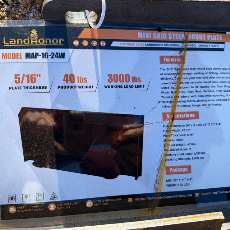 #7846 • Land Honor Mini Skid Steer Mount Plate
