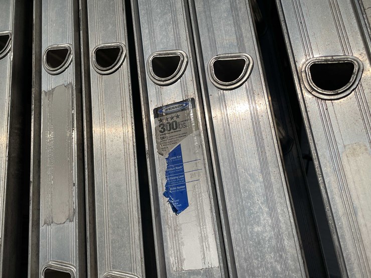 #2770-•-aluminum-extension-ladder-image-8