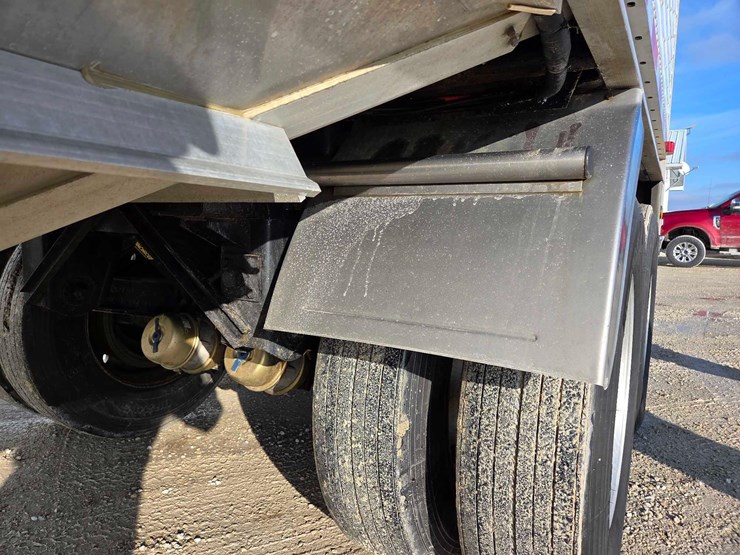 2011-wilson-hopper-bottom-image-3