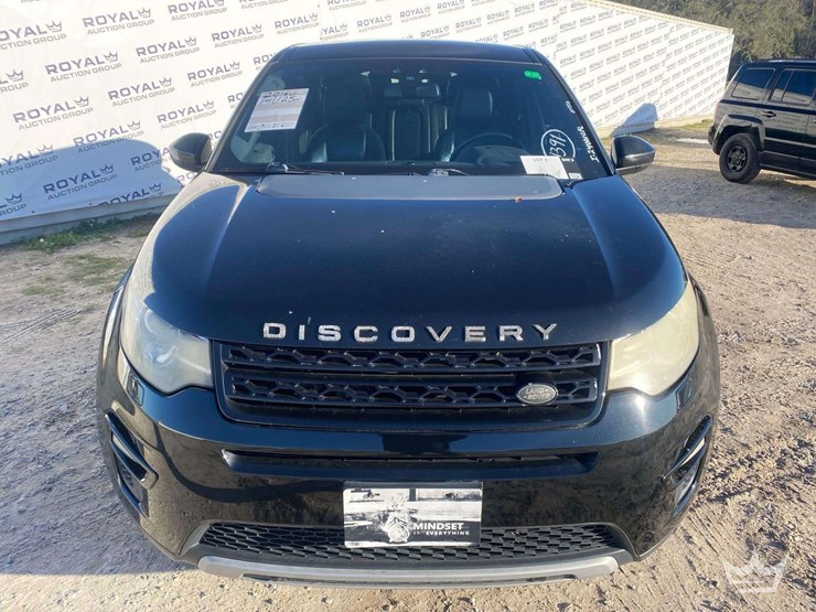 2016-land-rover-discovery-sport-4wd-suv-image-29