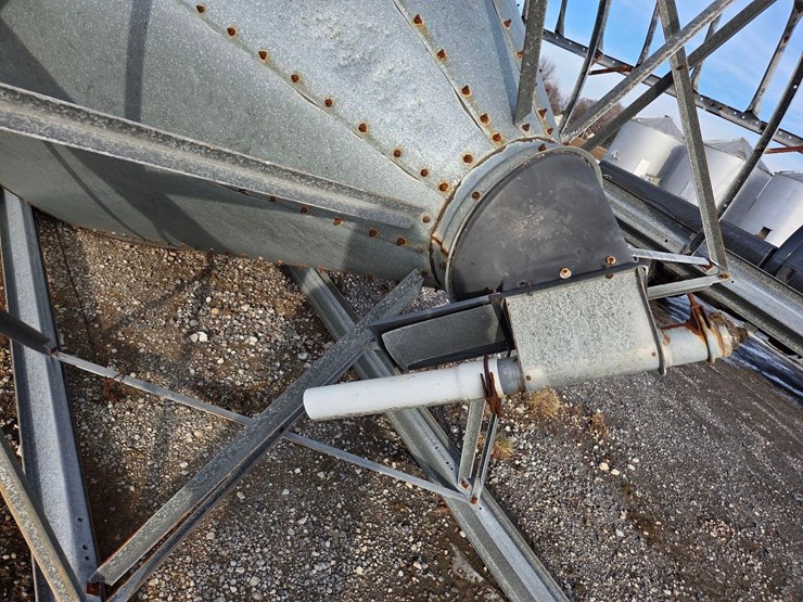 9-ton-hog-slat-feed-bin-image-7