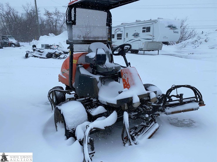 2014-jacobs-lf550-mower-2014-jacobsen-lf550-image-4