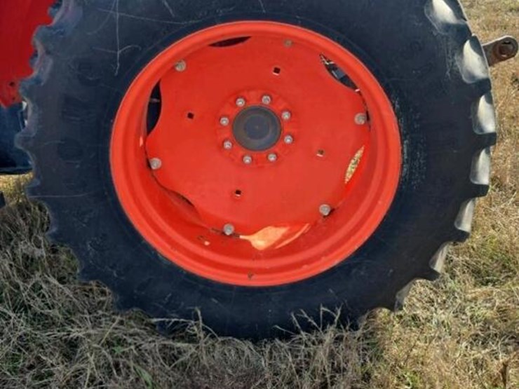 2015-kubota-la1154-image-15