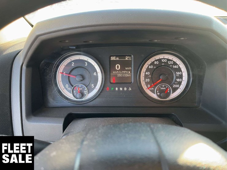 2014-ram-5500-4x4-s/a-bucket-truck-image-18