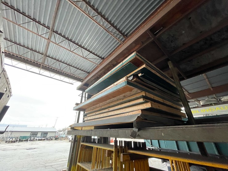 #2291-•-wooden-ice-shanty-image-7