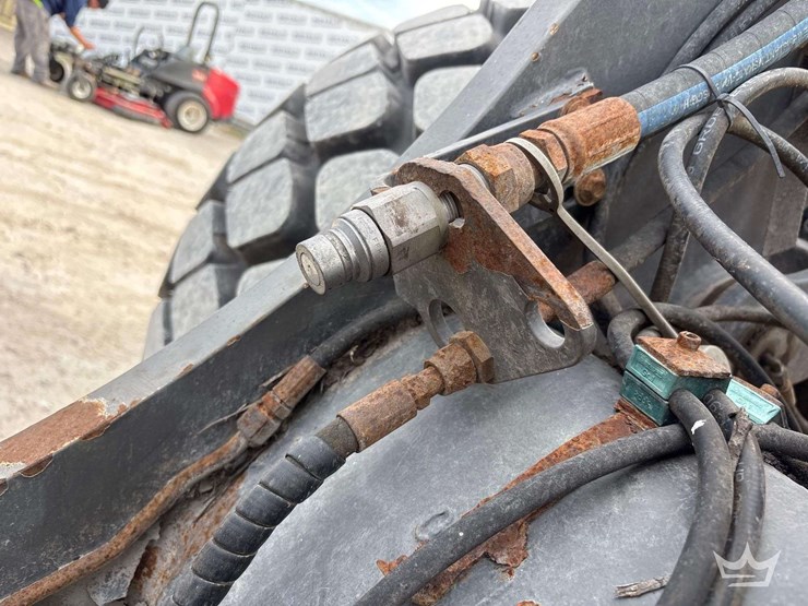 2020-volvo-l60h-image-11