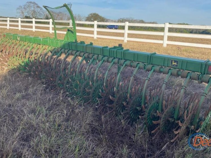 john-deere-400-image-2