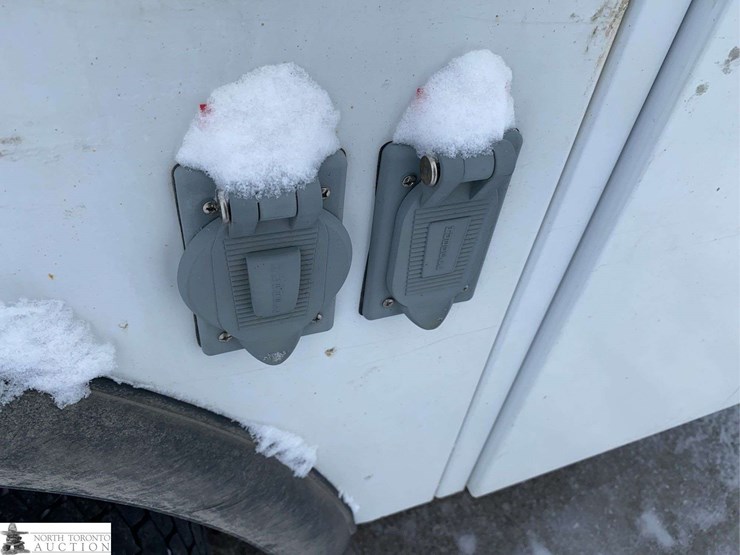 2013-ford-f450-image-45