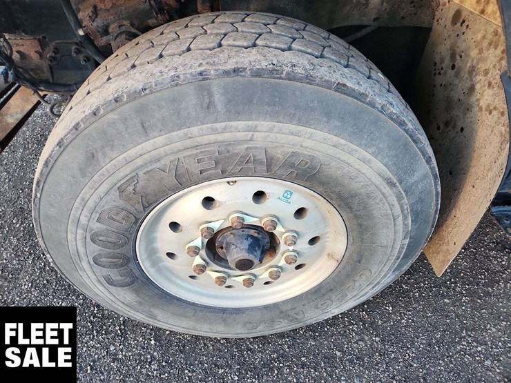 2009-international-workstar-7600-image-10