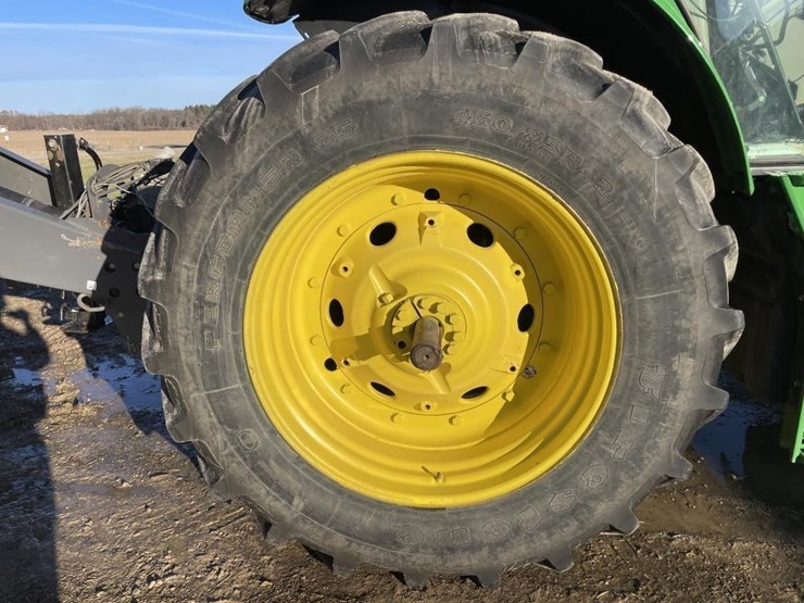 2015-john-deere-6150m-image-7