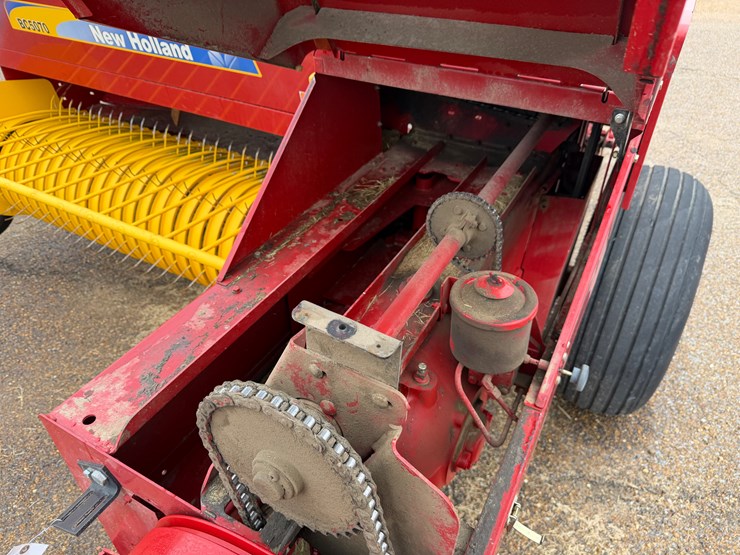 2019-new-holland-bc5070-image-10