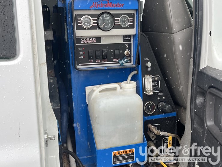 2009-chevrolet-express-3500-image-30