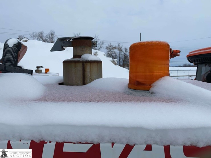 2011-giant-vac-sm6600jdt-hw-s/a-vacuum-trailer-image-11