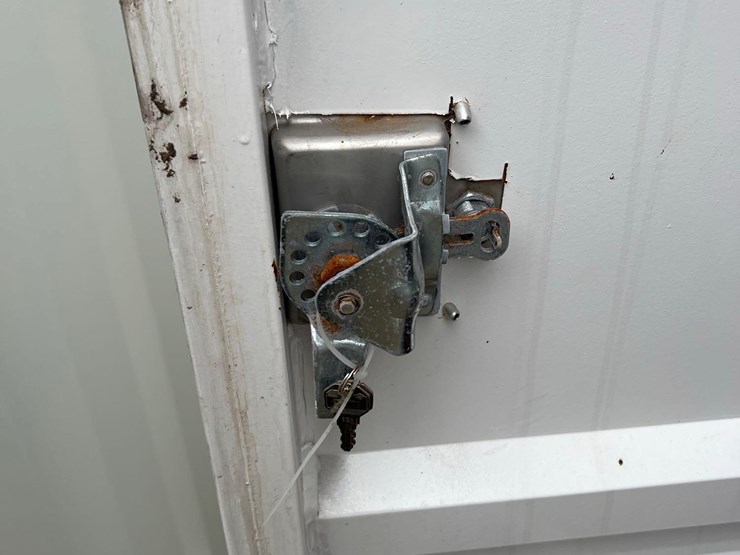 10'x7'1"-sea-container-w/-side-door-image-7